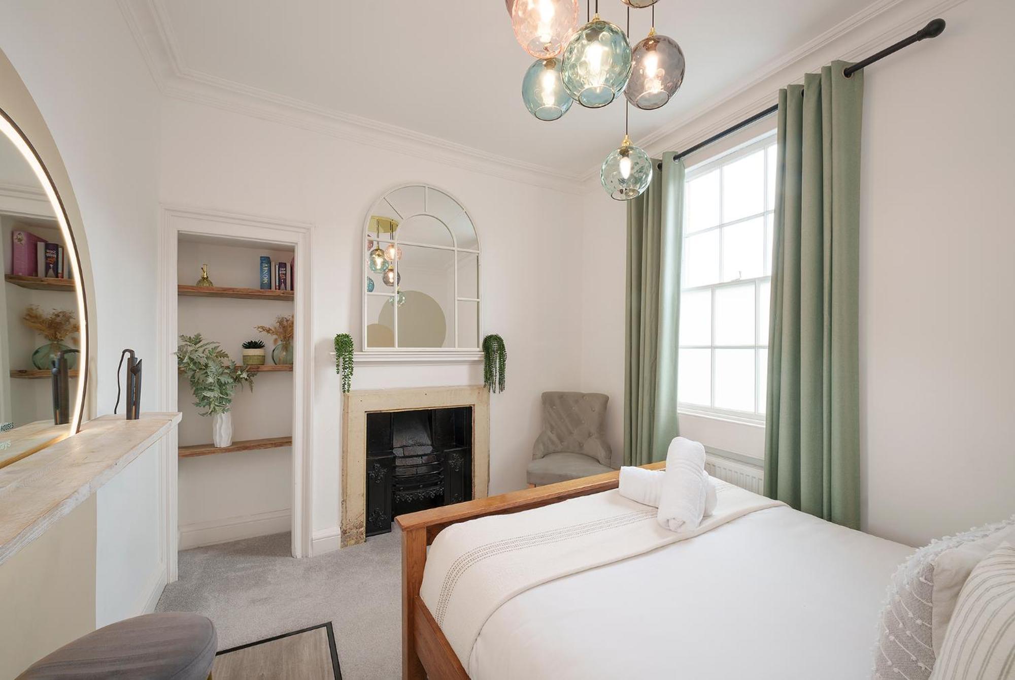 Appartement The Haze House - 4 Bed Townhouse à Bath Extérieur photo
